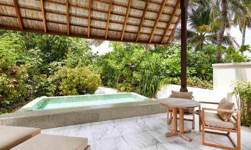 Deluxe Beach Villa